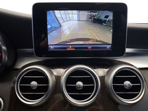 Certified 2017 Mercedes-Benz C 300 4MATIC Sedan image 19