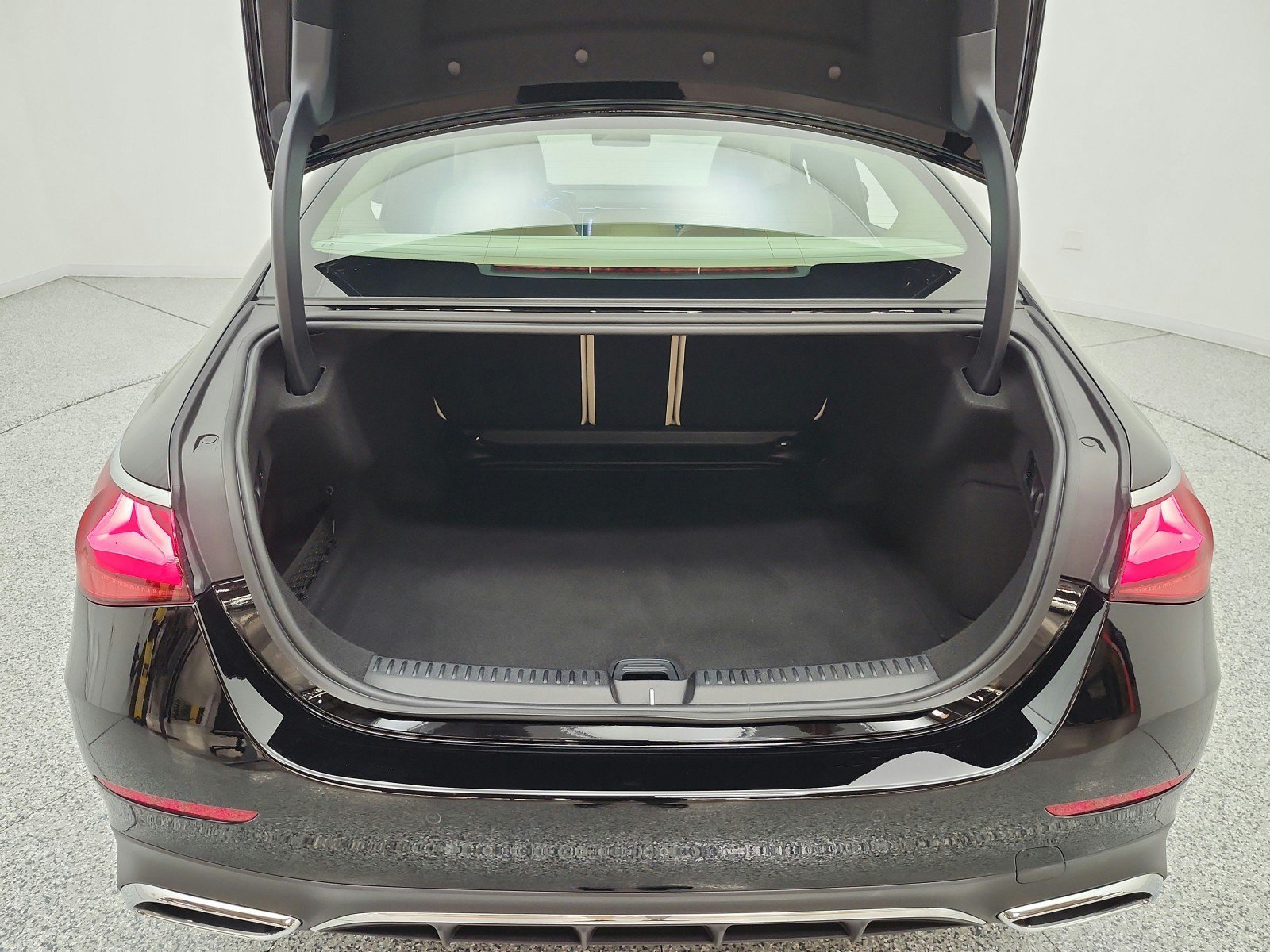 Certified 2026 Mercedes-Benz E 350 Sedan image 19