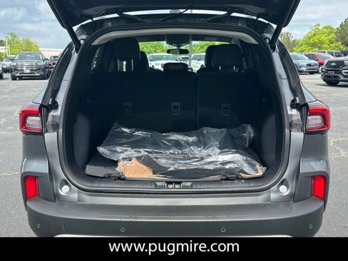 New 2025 Ford Escape SE image 18