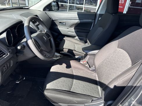 Used 2025 Mitsubishi Outlander Sport ES AWD/4WD image 20