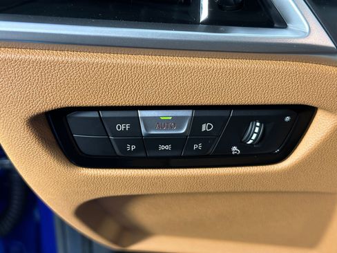 Used 2026 BMW 330i Sedan w/ M Sport Package image 26