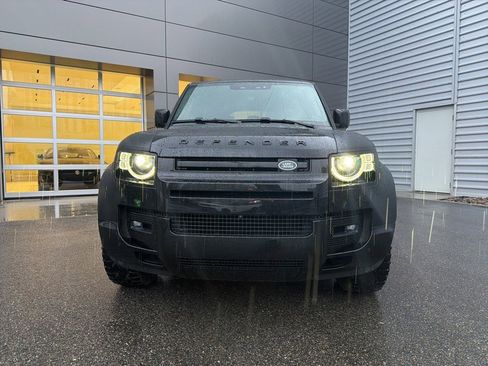 Used 2023 Land Rover Defender 110 X image 2