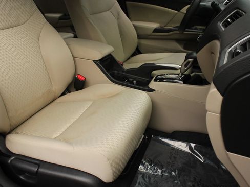 Used 2015 Honda Civic LX image 29