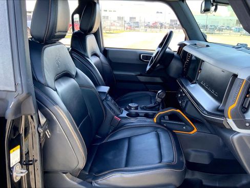 Used 2022 Ford Bronco Badlands AWD/4WD image 9