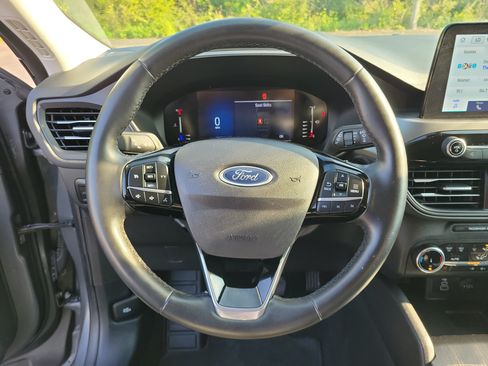 Used 2024 Ford Escape Active AWD/4WD image 21