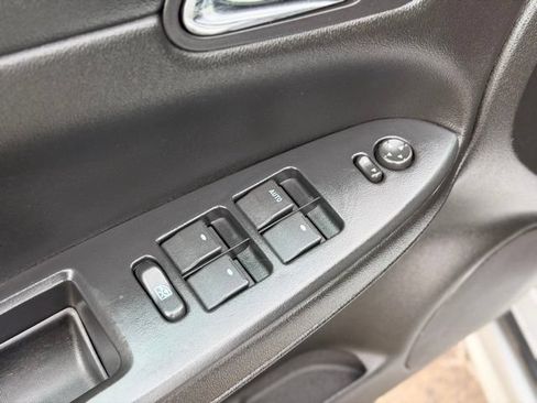 Used 2010 Chevrolet Impala LS FWD image 14