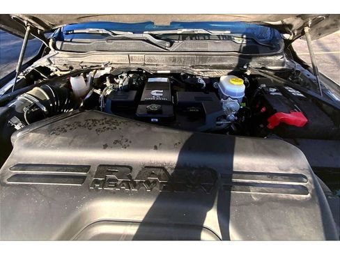 Used 2022 RAM 2500 Laramie image 12