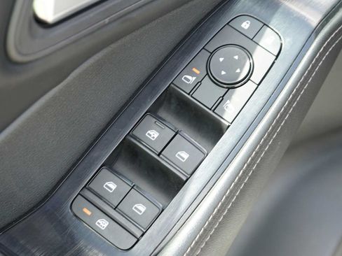 Used 2024 Nissan Rogue SV AWD/4WD image 15