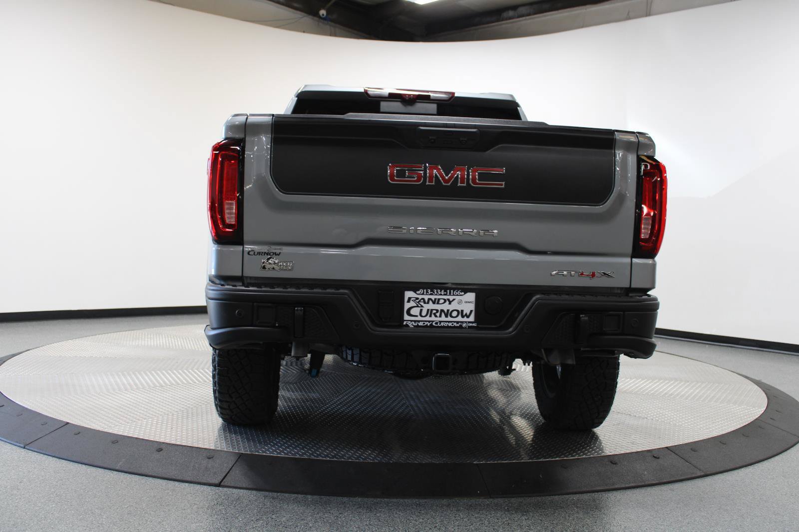 Used 2024 GMC Sierra 1500 AT4X w/ AT4X AEV Edition AWD/4WD image 10