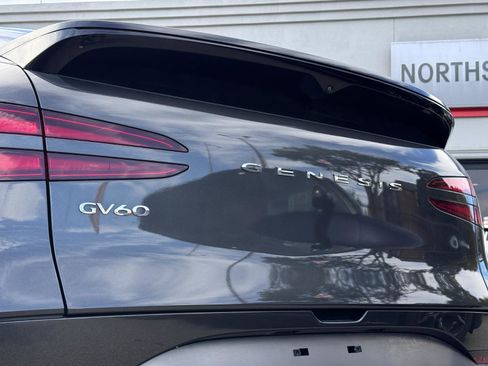Used 2024 Genesis GV60 Advanced image 7