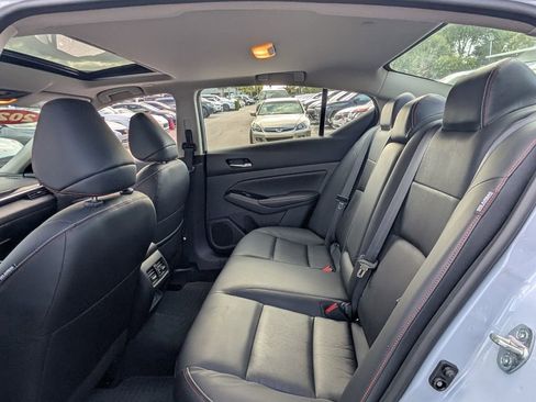 Used 2023 Nissan Altima 2.0 SR image 12