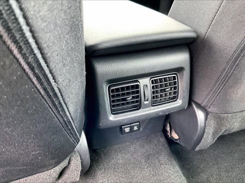 Used 2025 Toyota Camry LE FWD image 28