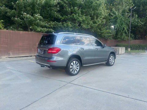Used 2017 Mercedes-Benz GLS 450 4MATIC image 17