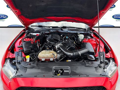 Used 2017 Ford Mustang Coupe image 32