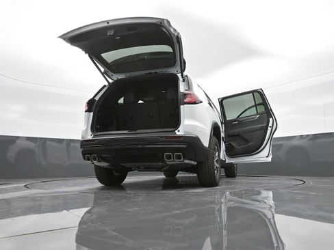 New 2026 GMC Acadia AT4 w/ Luxury Package image 88