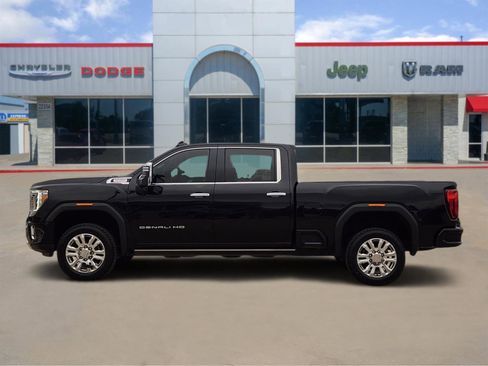 Used 2021 GMC Sierra 2500 Denali w/ Denali Ultimate Package image 3