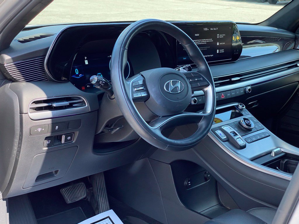 Used 2024 Hyundai Palisade Calligraphy FWD image 9