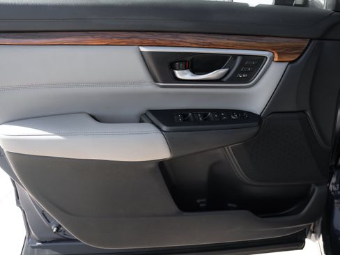 Used 2017 Honda CR-V EX-L image 18
