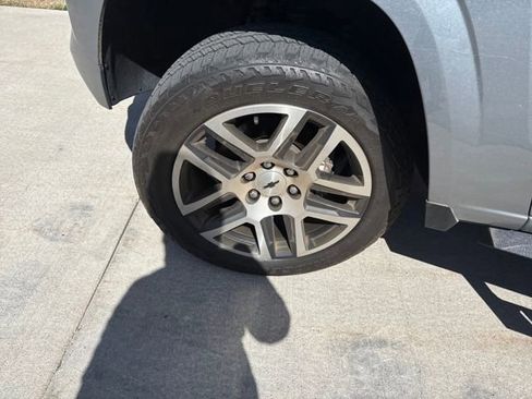 Certified 2024 Chevrolet Colorado Z71 w/ Z71 Convenience Package 2 image 28