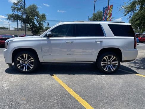 Used 2019 GMC Yukon Denali w/ Denali Ultimate Package RWD image 2
