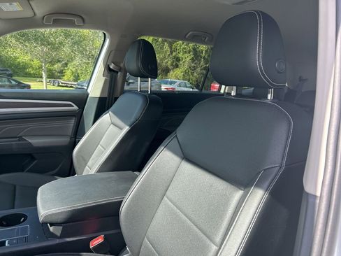 Certified 2023 Volkswagen Atlas SE image 15