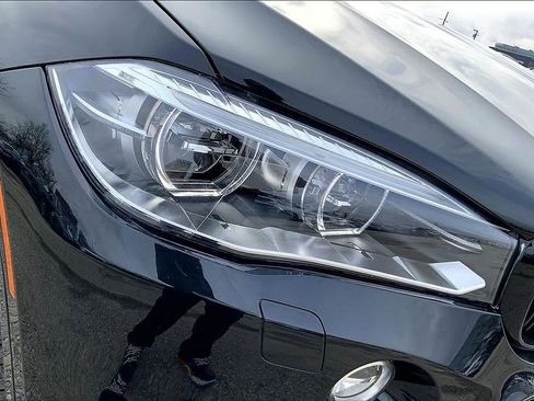 Used 2018 BMW X6 M image 27