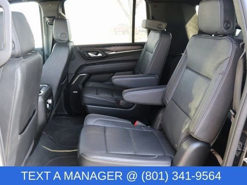 Used 2024 GMC Yukon XL Denali image 16