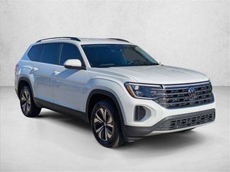 Used 2024 Volkswagen Atlas SE video 3