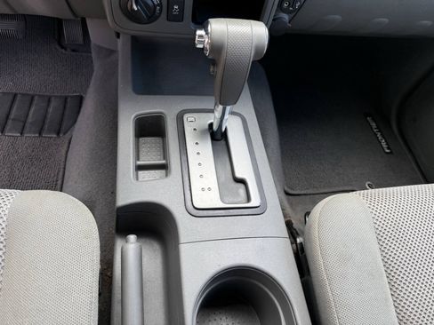 Used 2019 Nissan Frontier SV AWD/4WD image 12