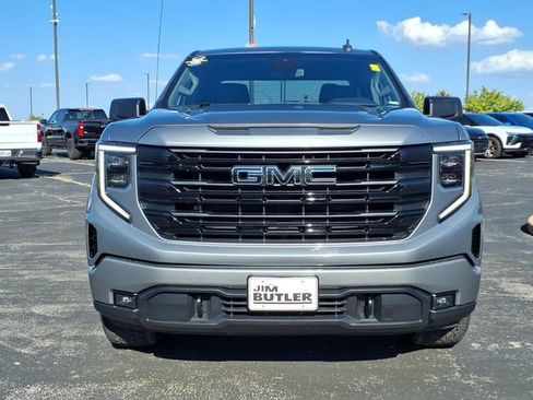 Used 2024 GMC Sierra 1500 Elevation w/ LPO, Elevation Black Package AWD/4WD image 24