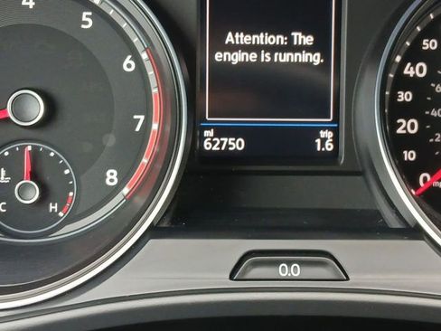 Used 2020 Volkswagen Atlas Cross Sport SE image 15