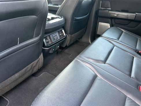 Used 2022 Ford F150 Lariat w/ Equipment Group 502A High image 14