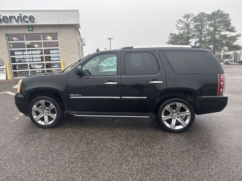 Used 2012 GMC Yukon Denali image 9