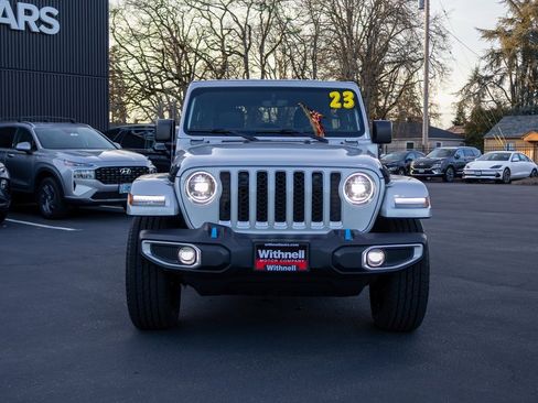 Used 2023 Jeep Wrangler Unlimited Sahara image 4