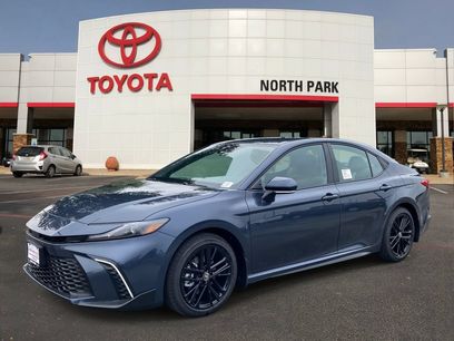 New 2026 Toyota Camry SE w/ Convenience Package