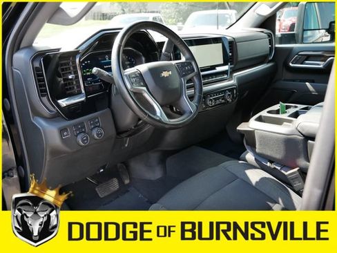 Used 2024 Chevrolet Silverado 3500 LT w/ Convenience Package AWD/4WD image 14