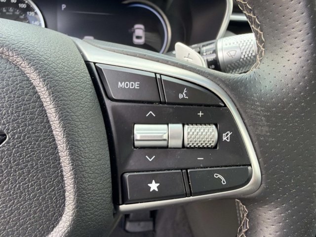 Used 2026 Genesis G70 2.5T RWD image 25