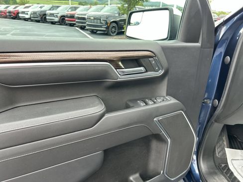 Used 2023 Chevrolet Silverado 1500 LT AWD/4WD image 20