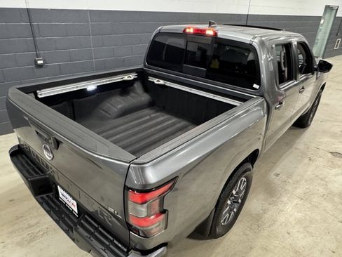 Used 2024 Nissan Frontier SL w/ Technology Package image 15