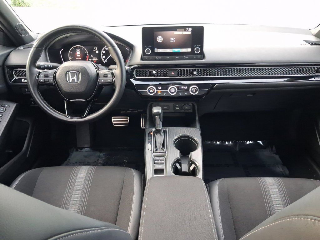 Used 2024 Honda Civic Sport image 13
