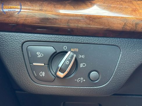 Used 2018 Audi Q5 2.0T Premium w/ Convenience Package image 32