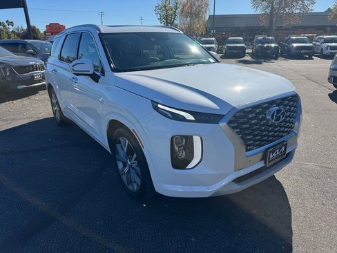 Used 2021 Hyundai Palisade Limited image 7