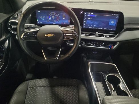 Used 2025 Chevrolet Equinox LT FWD image 22