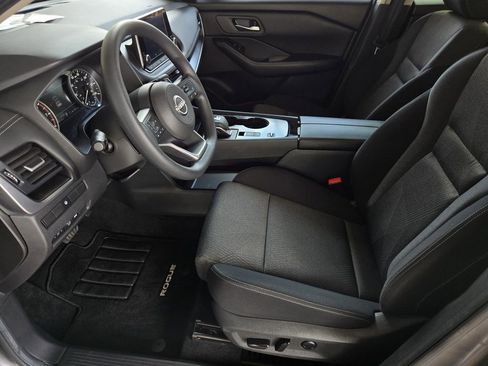 Certified 2024 Nissan Rogue SV FWD image 18