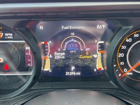 Used 2024 Jeep Gladiator Sport AWD/4WD image 18