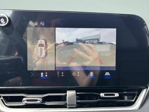 New 2026 Chevrolet Equinox LT AWD/4WD image 15