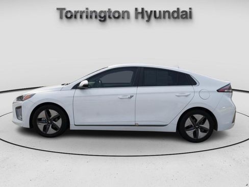 Used 2021 Hyundai Ioniq SEL image 4