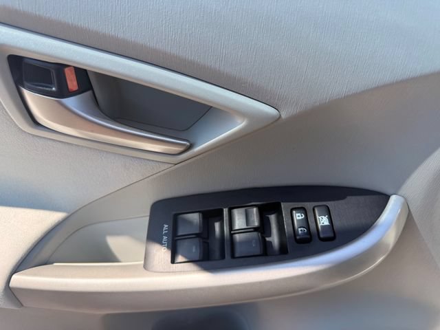 Used 2013 Toyota Prius Two FWD image 9