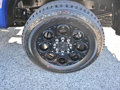 New 2026 Ford F250 Lariat w/ Black Appearance Package image 14