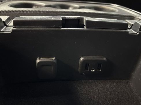 Used 2018 Chevrolet Silverado 1500 LT w/ All Star Edition image 29